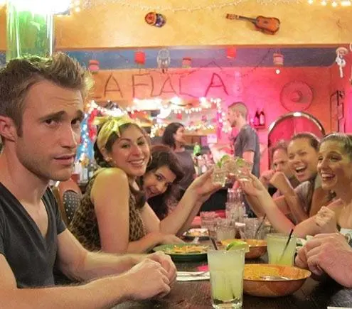 Сезон охоты (2012) через торрент скачать Сезон охоты (2012) сериал через торрент скачать