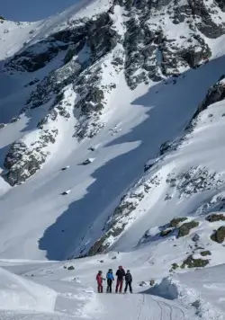 Под откос (2020) в хорошем качестве через торрент Под откос (2020) фильм в хорошем качестве через торрент