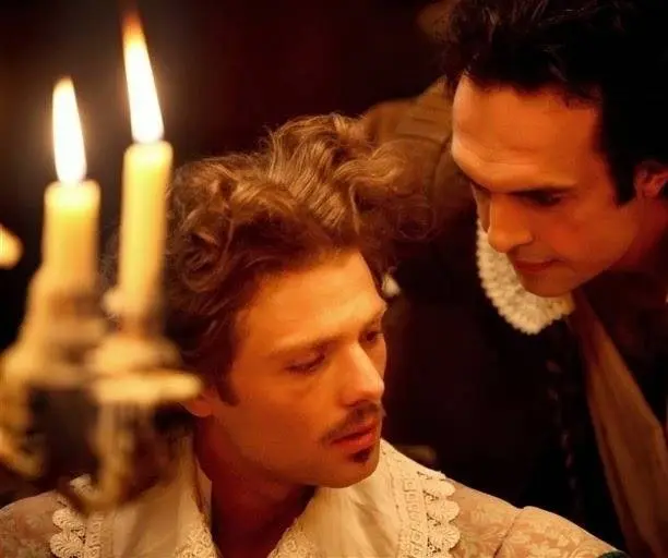 Маркиза тьмы (2010) через торрент бесплатно Маркиза тьмы (2010) фильм через торрент бесплатно