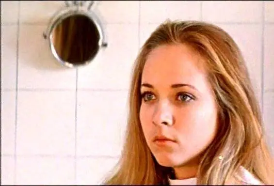 Голубые молнии (1978) через торрент бесплатно Голубые молнии (1978) фильм через торрент бесплатно