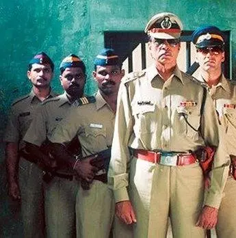 Долг превыше всего (2004) в хорошем качестве через торрент Долг превыше всего (2004) фильм в хорошем качестве через торрент