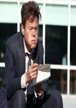 Миллионер в бегах (2012) через торрент бесплатно Миллионер в бегах (2012) фильм через торрент бесплатно