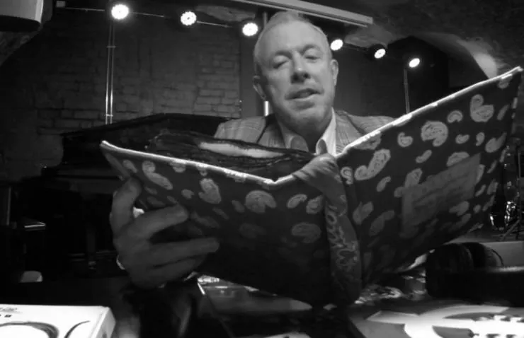 Критик (2018) через торрент бесплатно Критик (2018) фильм через торрент бесплатно