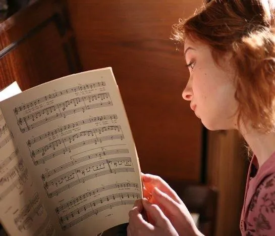 Рыжая (2008) через торрент бесплатно Рыжая (2008) сериал через торрент бесплатно