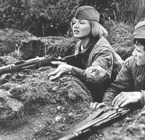 Говорит Москва (1985) в хорошем качестве через торрент Говорит Москва (1985) фильм в хорошем качестве через торрент