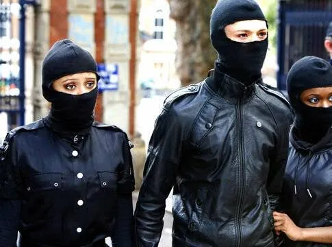 Секретные агенты (2007) через торрент бесплатно Секретные агенты (2007) сериал через торрент бесплатно