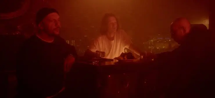 Отпуск в октябре (2023) через торрент скачать Отпуск в октябре (2023) фильм через торрент скачать