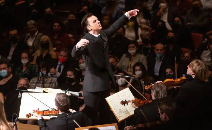 Курентзис: Бетховен Симфония № 9 (2022) в хорошем качестве через торрент Курентзис: Бетховен Симфония № 9 (2022) фильм в хорошем качестве через торрент