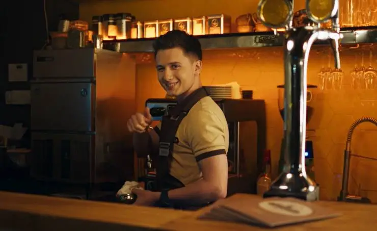 Семья (2022) через торрент бесплатно Семья (2022) сериал через торрент бесплатно