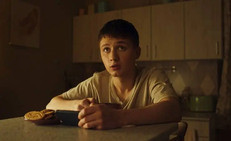 Семья (2022) через торрент скачать Семья (2022) сериал через торрент скачать