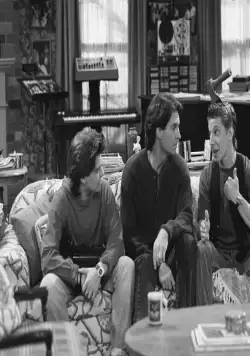 Изящный цветок (1990) через торрент бесплатно Изящный цветок (1990) сериал через торрент бесплатно