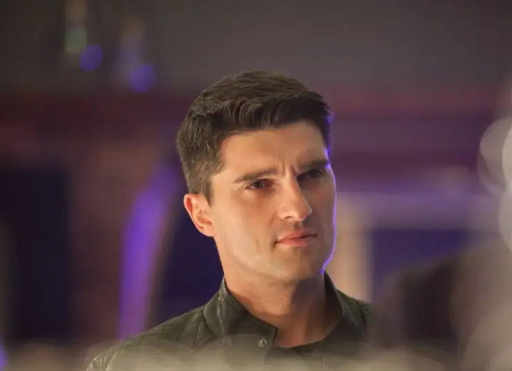 Стая (2022) через торрент скачать Стая (2022) сериал через торрент скачать