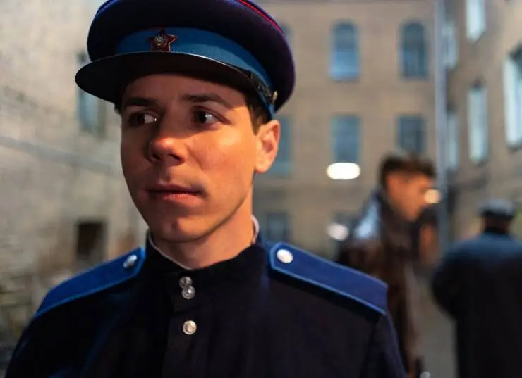 Художник (2021) через торрент скачать Художник (2021) сериал через торрент скачать