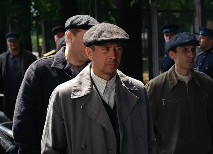 Художник (2021) через торрент бесплатно Художник (2021) сериал через торрент бесплатно