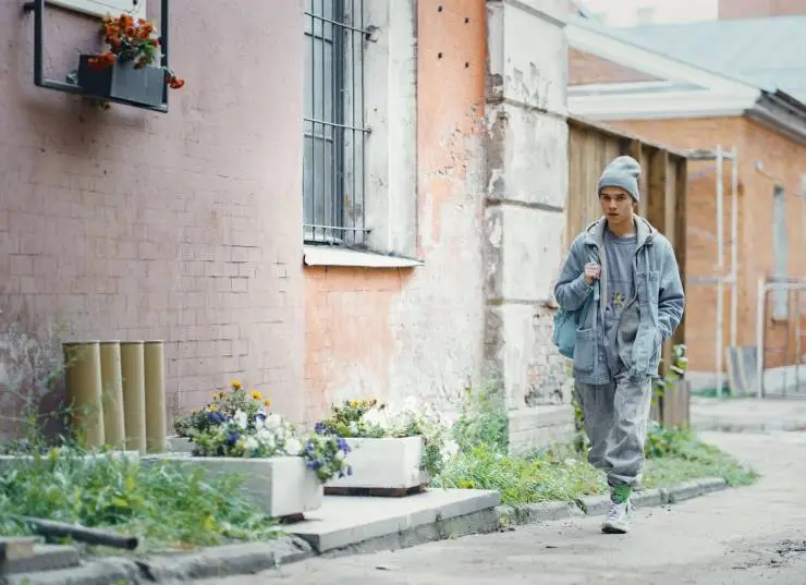 Смычок (2022) через торрент бесплатно Смычок (2022) сериал через торрент бесплатно