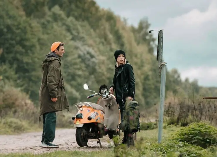 Там, где цветёт полынь (2023) через торрент бесплатно Там, где цветёт полынь (2023) сериал через торрент бесплатно