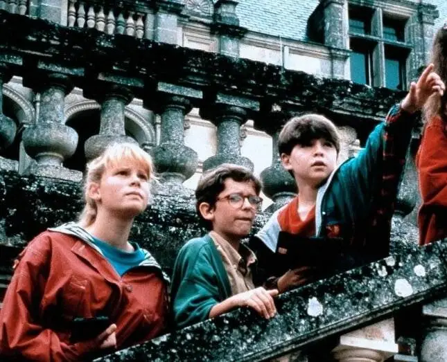 Секретная миссия (1993) через торрент бесплатно Секретная миссия (1993) сериал через торрент бесплатно