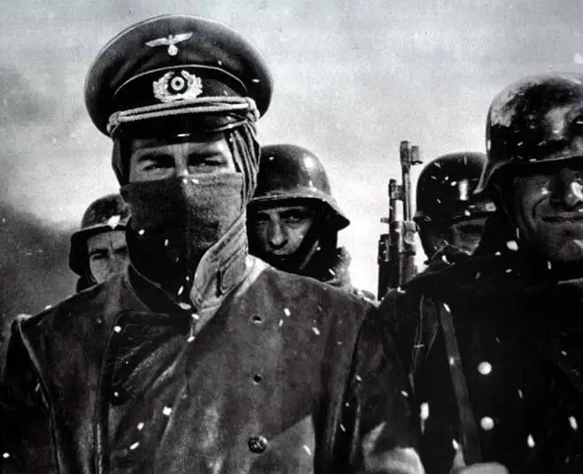 Затворники Альтоны (1962) в хорошем качестве через торрент Затворники Альтоны (1962) фильм в хорошем качестве через торрент