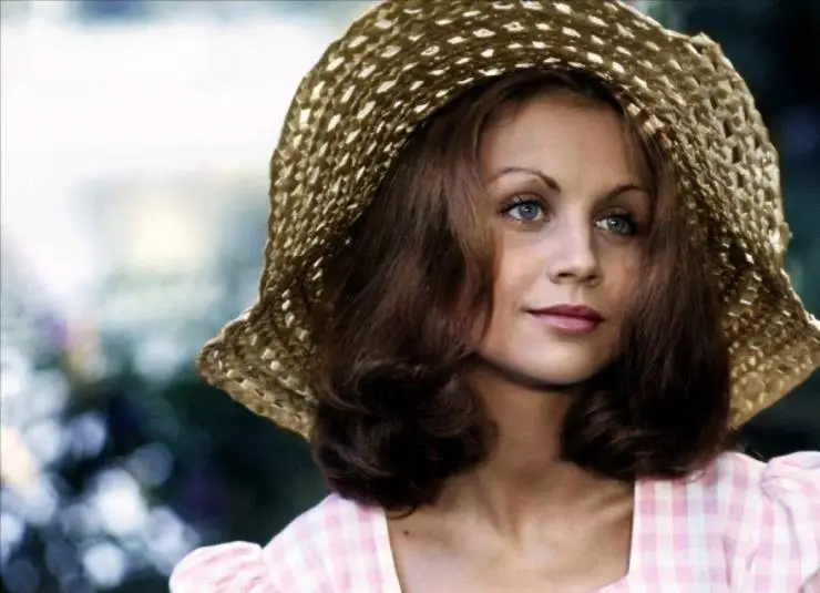 Фостин и прекрасное лето (1971) через торрент бесплатно Фостин и прекрасное лето (1971) фильм через торрент бесплатно