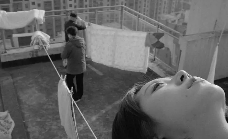 Облако в её комнате (2020) через торрент скачать Облако в её комнате (2020) фильм через торрент скачать