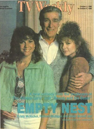 Пустое гнездо / Empty Nest (1988) сериал скачать через торрент в хорошем качестве