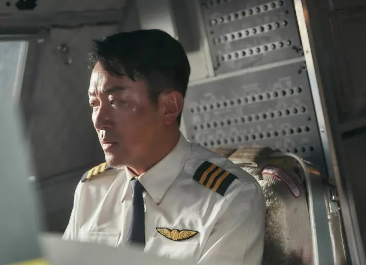 Захват самолёта (2024) через торрент скачать Захват самолёта (2024) фильм через торрент скачать