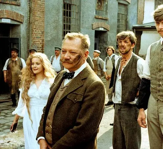 В старые добрые времена (1980) в хорошем качестве через торрент В старые добрые времена (1980) фильм в хорошем качестве через торрент