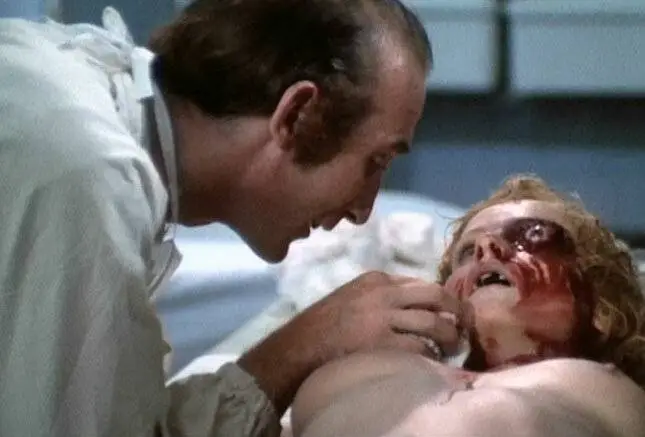 Пятна на солнце (1973) через торрент бесплатно Пятна на солнце (1973) фильм через торрент бесплатно