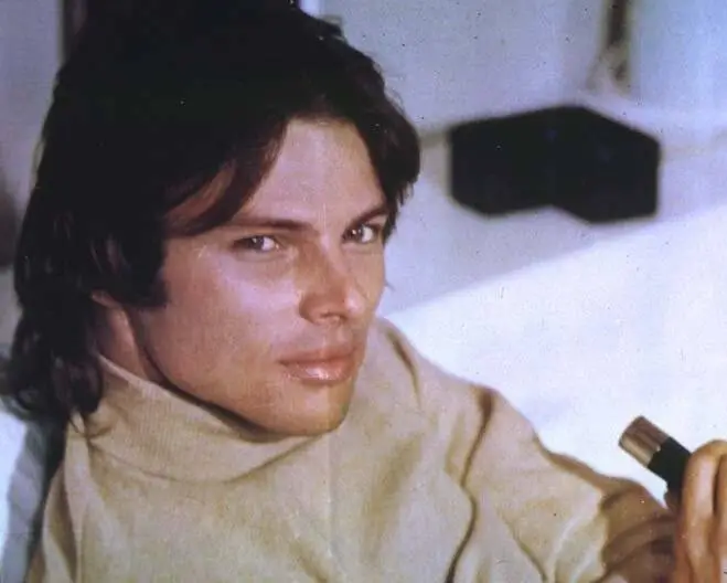 Улыбнись перед смертью (1972) через торрент скачать Улыбнись перед смертью (1972) фильм через торрент скачать