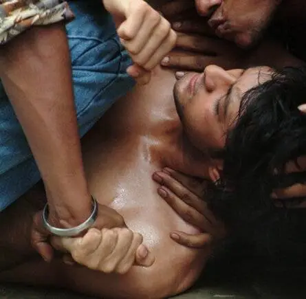 Общежитие (2010) через торрент бесплатно Общежитие (2010) фильм через торрент бесплатно