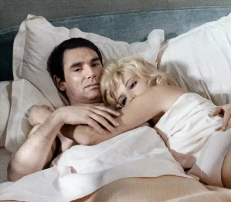 Алая женщина (1969) в хорошем качестве через торрент Алая женщина (1969) фильм в хорошем качестве через торрент