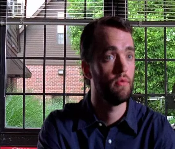 Красные двери (2005) через торрент бесплатно Красные двери (2005) фильм через торрент бесплатно