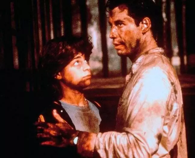 Золотые цепи (1990) в хорошем качестве через торрент Золотые цепи (1990) фильм в хорошем качестве через торрент