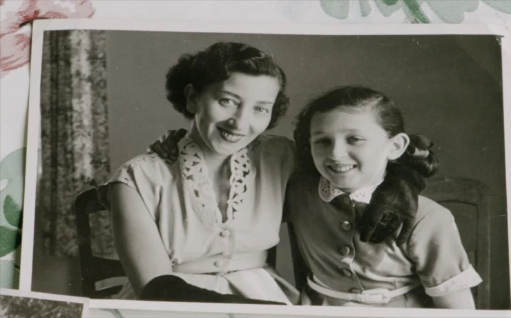 Кафе «Зелиг» (2020) через торрент скачать Кафе «Зелиг» (2020) фильм через торрент скачать