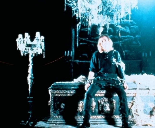 Укусы любви (1993) через торрент бесплатно Укусы любви (1993) фильм через торрент бесплатно