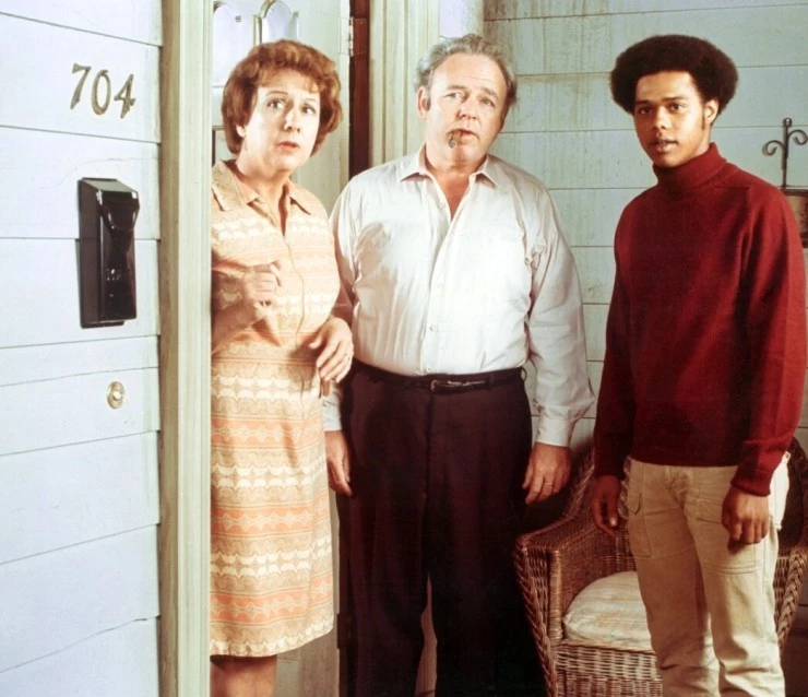 Все в семье (1971) через торрент бесплатно Все в семье (1971) сериал через торрент бесплатно