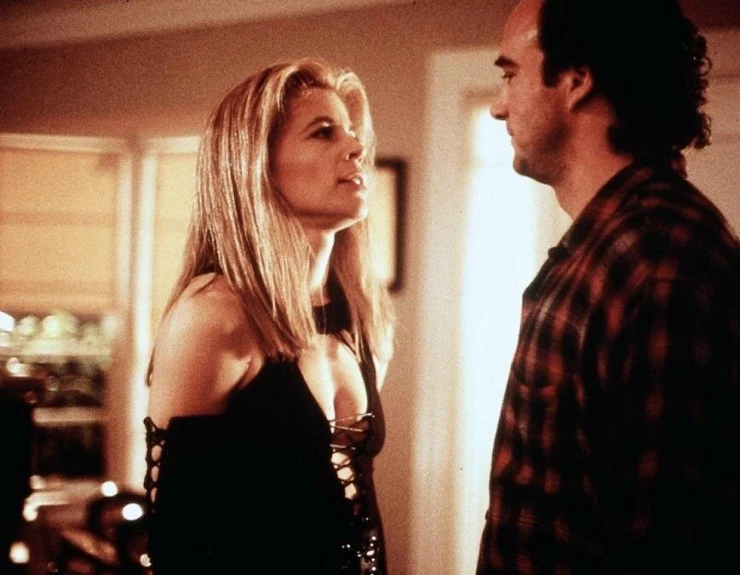 Телохранитель по найму (1995) через торрент бесплатно Телохранитель по найму (1995) фильм через торрент бесплатно