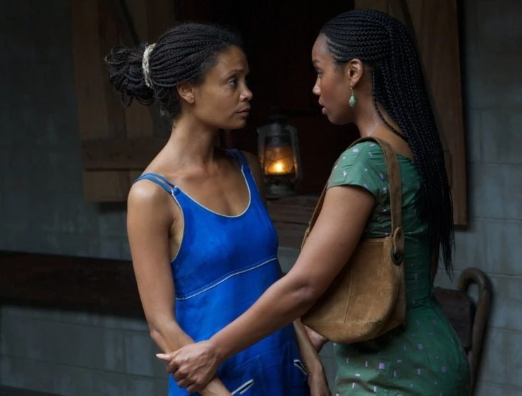 Половина жёлтого солнца (2013) через торрент скачать Половина жёлтого солнца (2013) фильм через торрент скачать