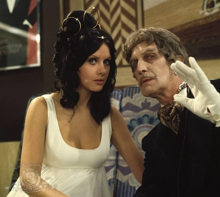 Возвращение доктора Файбса (1972) через торрент скачать Возвращение доктора Файбса (1972) фильм через торрент скачать