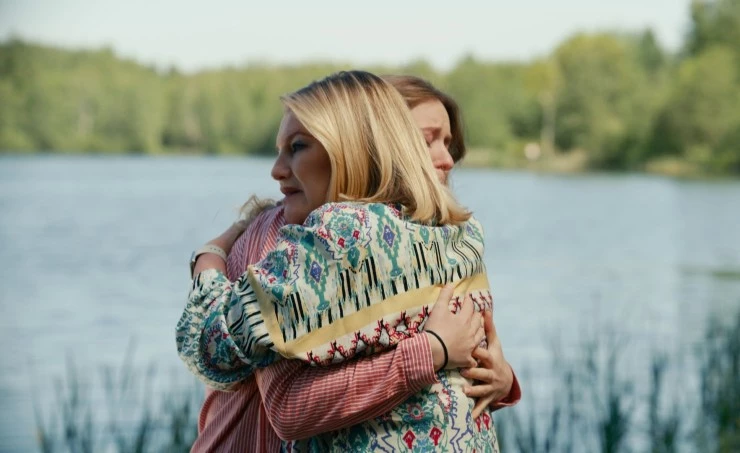 Отдам маму замуж (2024) через торрент скачать Отдам маму замуж (2024) сериал через торрент скачать