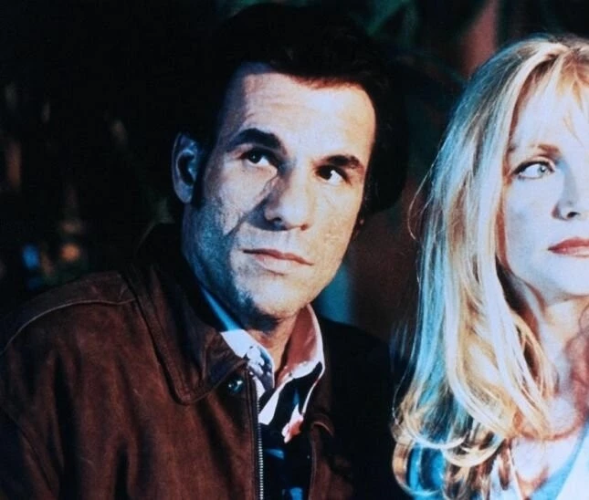 Вне конкурса (1995) через торрент скачать Вне конкурса (1995) фильм через торрент скачать