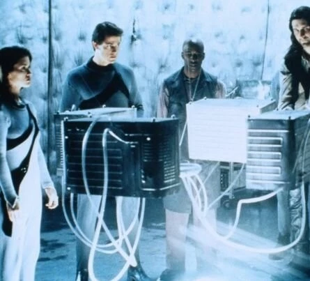 Пещерные врата (1995) через торрент бесплатно Пещерные врата (1995) фильм через торрент бесплатно