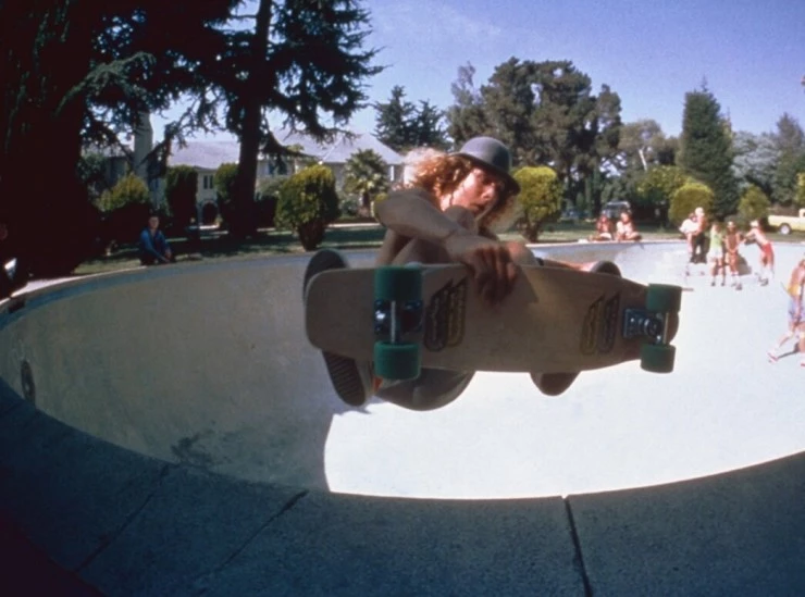 Парни на скейтах (2001) через торрент скачать Парни на скейтах (2001) фильм через торрент скачать