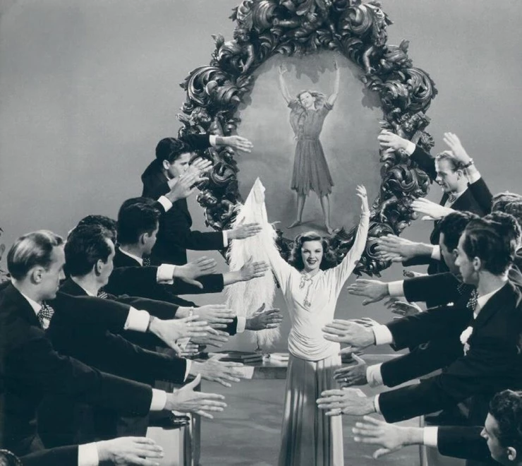 Безумства Зигфилда (1945) через торрент бесплатно Безумства Зигфилда (1945) фильм через торрент бесплатно