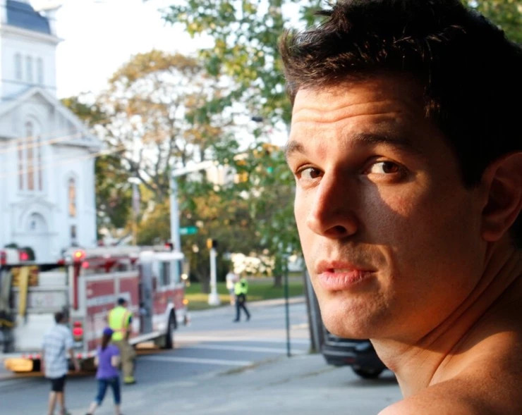 Обветшалый (2013) через торрент бесплатно Обветшалый (2013) фильм через торрент бесплатно