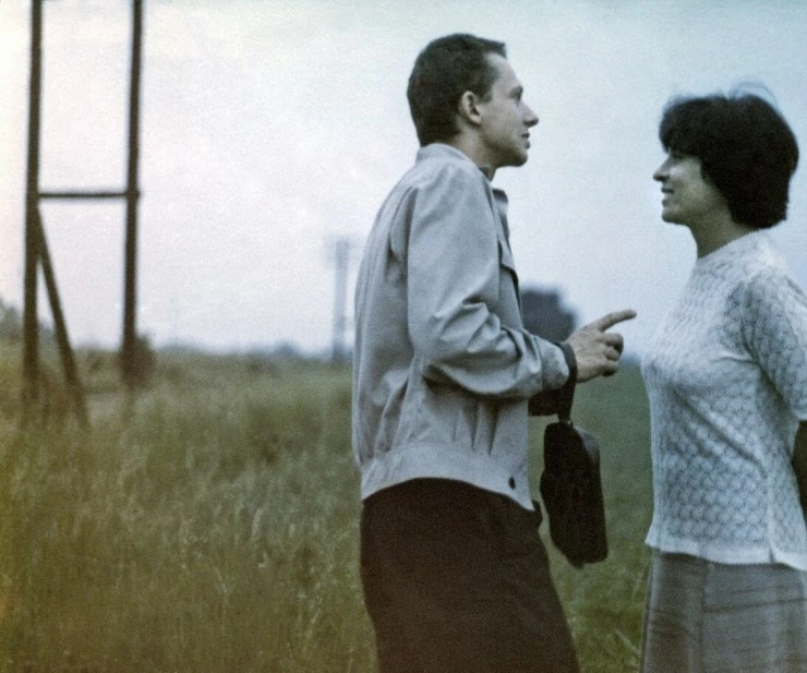 Одинокая женщина (1981) через торрент бесплатно Одинокая женщина (1981) фильм через торрент бесплатно