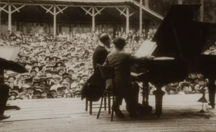 Загадка Шаляпина (2023) через торрент скачать Загадка Шаляпина (2023) фильм через торрент скачать