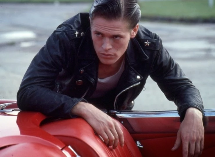 Без любви (1981) через торрент скачать Без любви (1981) фильм через торрент скачать