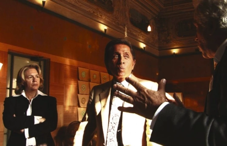 Валентино: Последний император (2008) через торрент бесплатно Валентино: Последний император (2008) фильм через торрент бесплатно