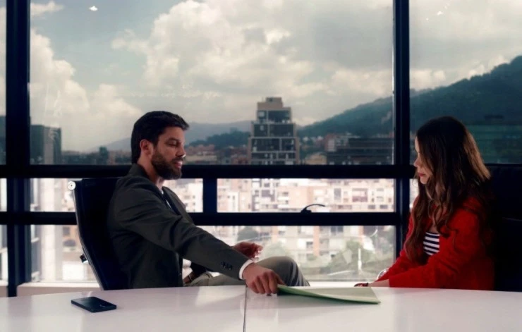 Алый красный (2024) в хорошем качестве через торрент Алый красный (2024) сериал в хорошем качестве через торрент